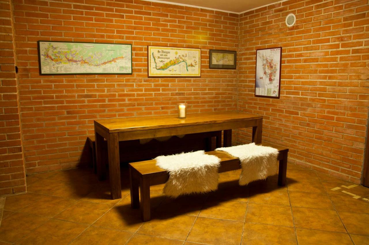 Penzion Krasny Sklep Зноймо Экстерьер фото